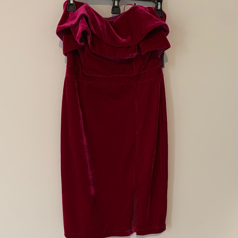Adelyn Rae Velvet Off-Shoulder Dress in Rich raspberry small new ( Nordstrom)
